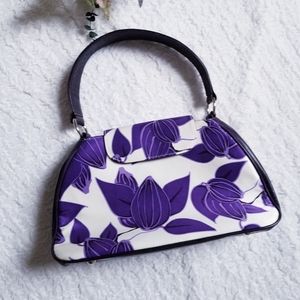 Agnes & Hoss Handbag Purple
Purple Floral